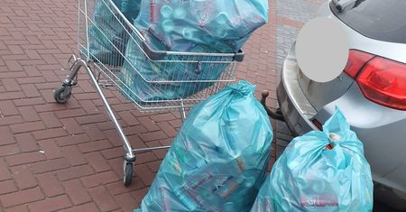 Kibice nie odzyskali kaucji za butelki na stadionie w Poznaniu. "Jesteśmy stratni"