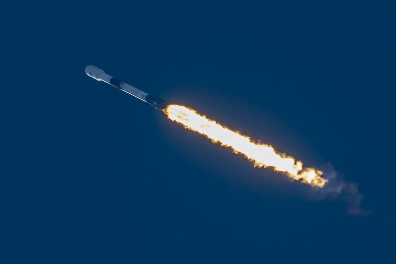 Misja Starlink-14 zakończona sukcesem. Elon Musk i SpaceX mają powody do zadowolenia