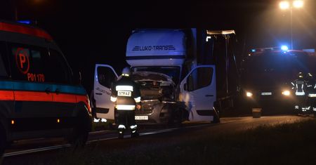 Panigródz: Kierowca zasnął za kierownicą. Doszło do zderzenia
