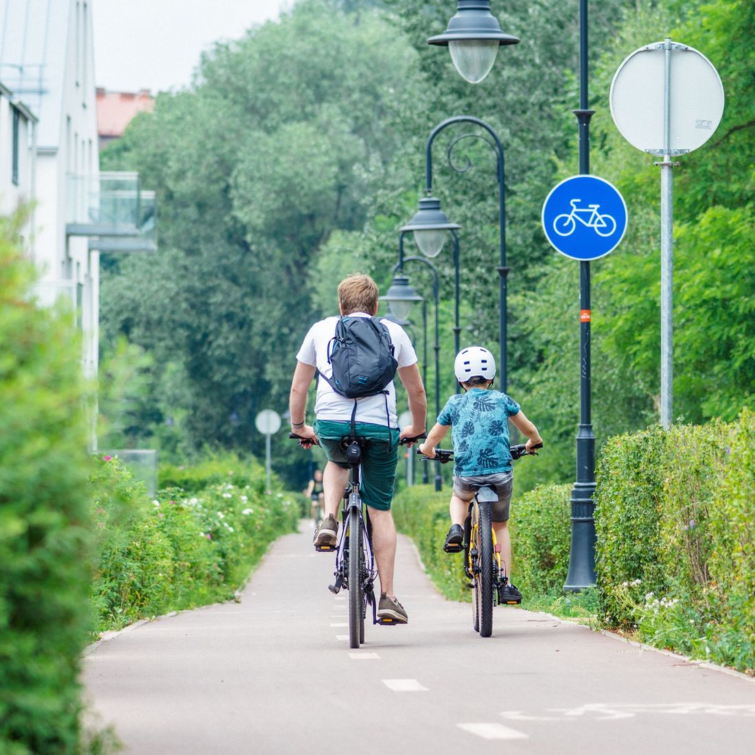 Włostów: Odblaskowa Szkoła 2025. Wycieczki, warsztaty i konkursy