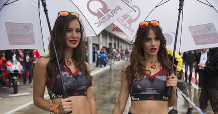 Dziewczyny pracujące przy F1 są ofiarami molestowania seksualnego. W Montrealu powstał szokujący raport