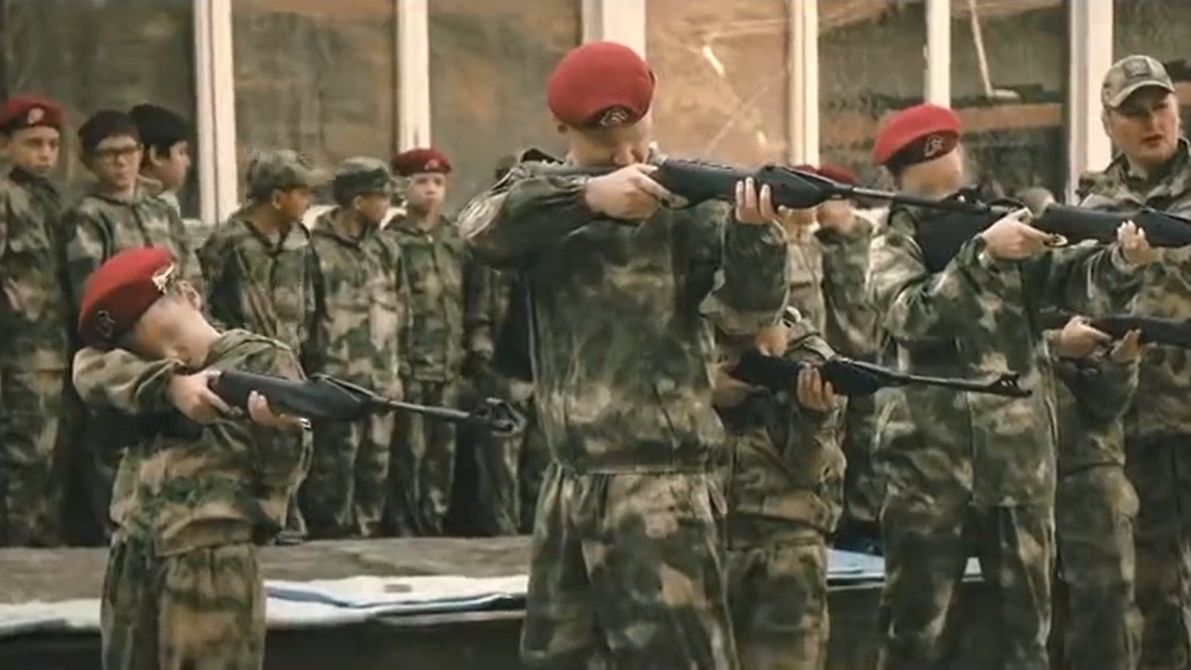 Junarmia szkoli dzieci do walki z własnym krajem