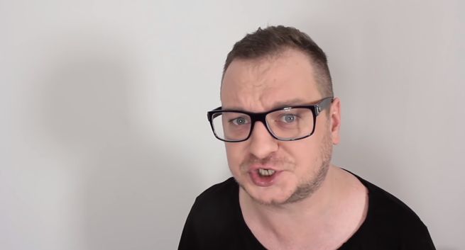 Niekryty Krytyk promuje platformę TalentTube