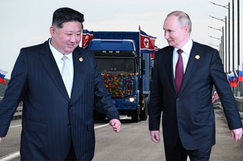 Zbliżenie reżimów. Pierwszy taki most między Rosją a Koreą