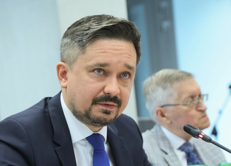 "Niedopuszczalne". RPO dostał pytanie o wypłatę pieniędzy dla PiS