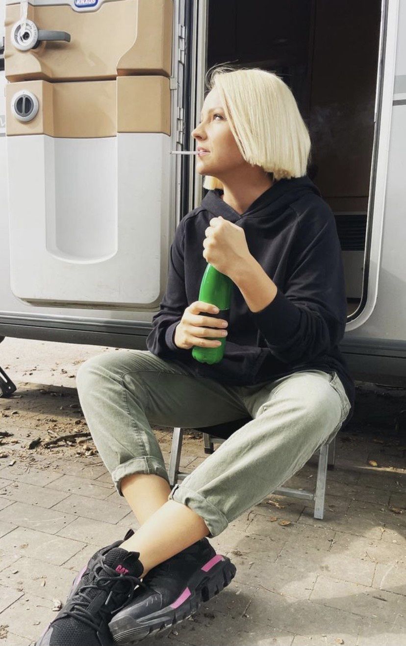 Dorota Szelągowska POKAZUJE DZIECI i mamę pałaszujących w restauracji