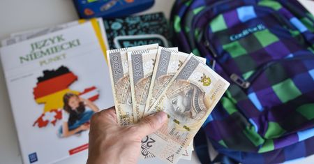 Dobry Start 2025. Ruszył nabór wniosków. Kto otrzyma 300 zł?
