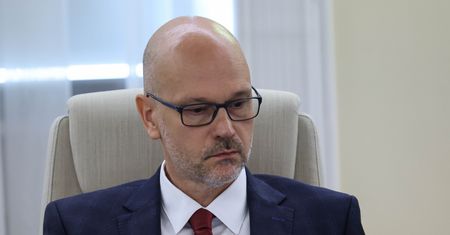 Tusk żegna "prawą rękę". Berek może zostać sędzią TK