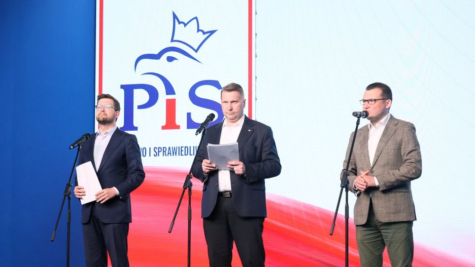 Posłowie PiS ujawnili prywatne dane