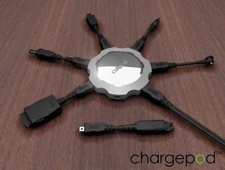 Chargepod ładuje 6 urządzeń jednocześnie
