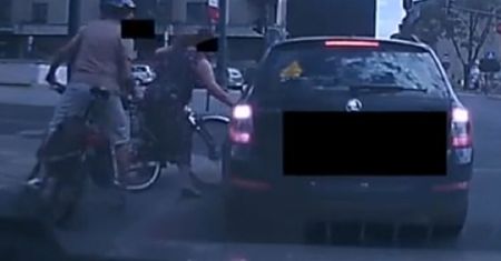 Druga strona ekologii. Kierowcy samochodów padają ofiarą linczu