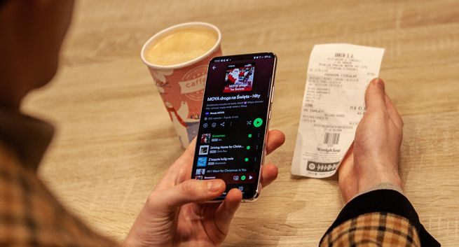 MOYA debiutuje na Spotify