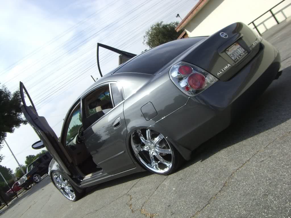 Lambo doors - kicz czy profesjonalny tuning? [galeria] 38