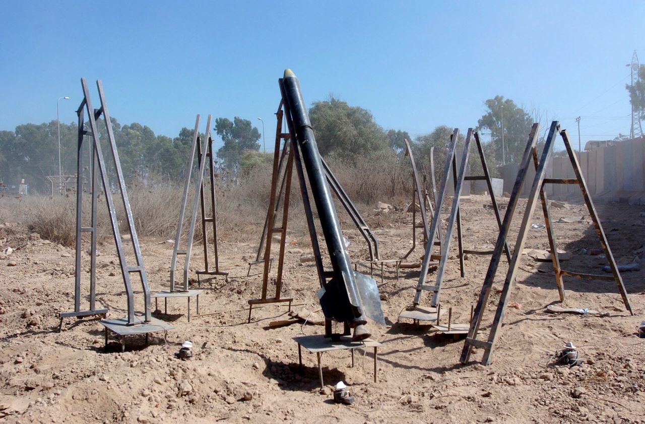 Kassam – broń Hamasu. Rakieta z rury kanalizacyjnej - Wyrzutnie kassamów i jedna niewystrzelona rakieta