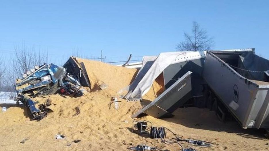 Tragedia w Kukowie. Nie żyje kierowca ciężarówki