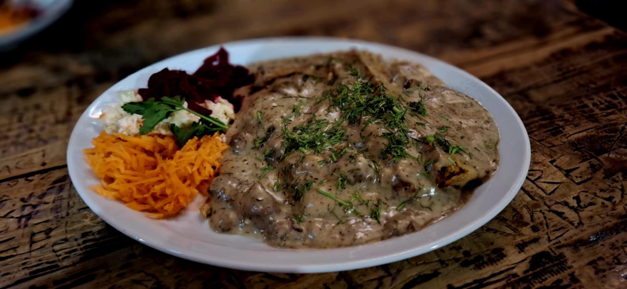 Siekierezada Cisna menu - tarciuch z sosem grzybowym