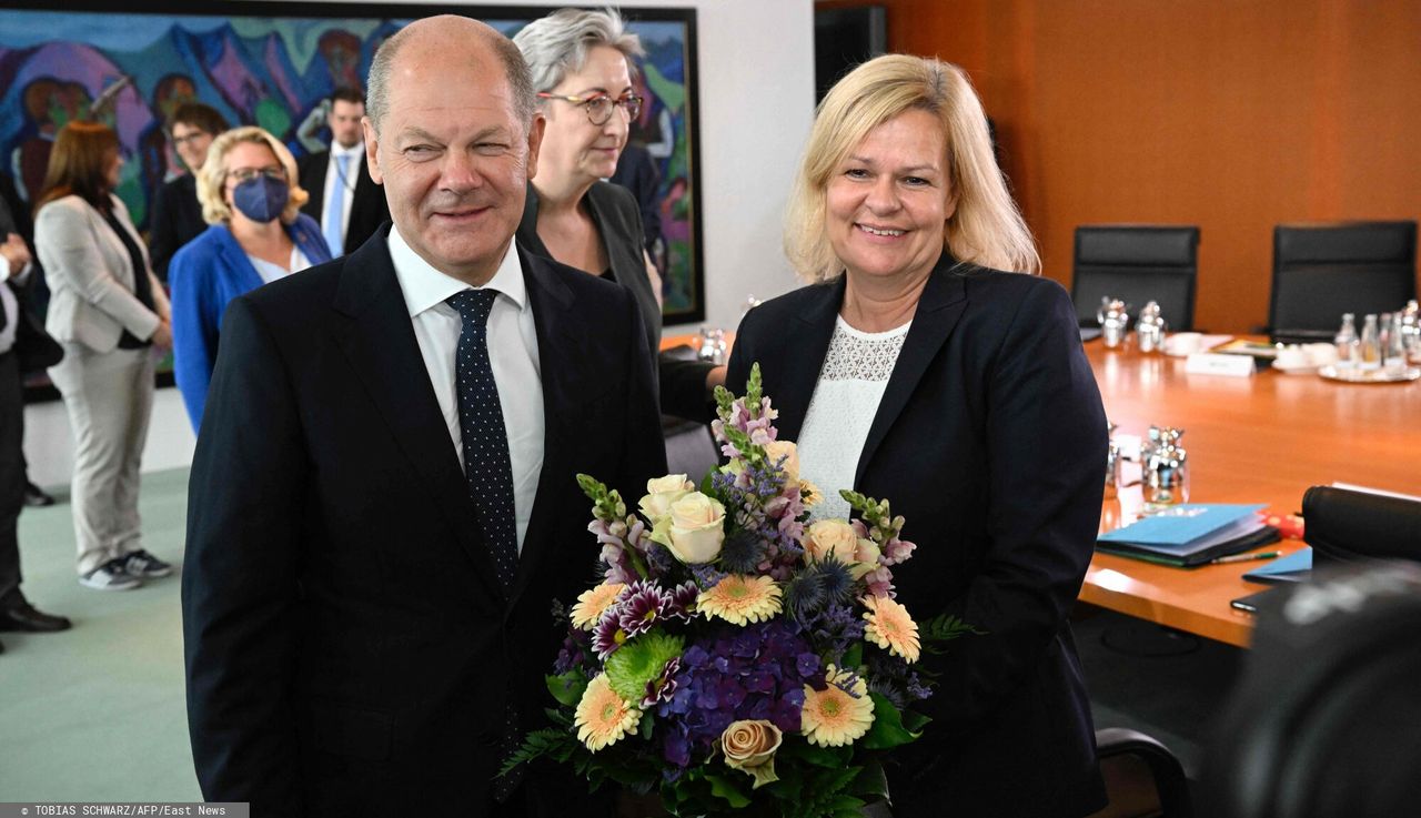  Olaf Scholz i Nancy Faeser