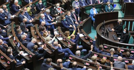 Polski Ład. Sejm uchwalił nowelizację ustaw podatkowych