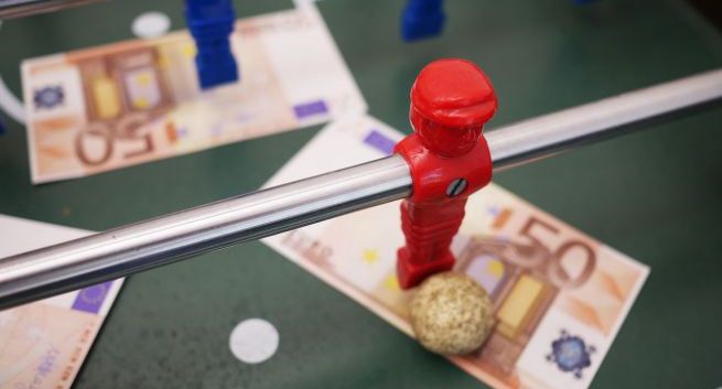 Polacy obstawiają u nielegalnych bukmacherów