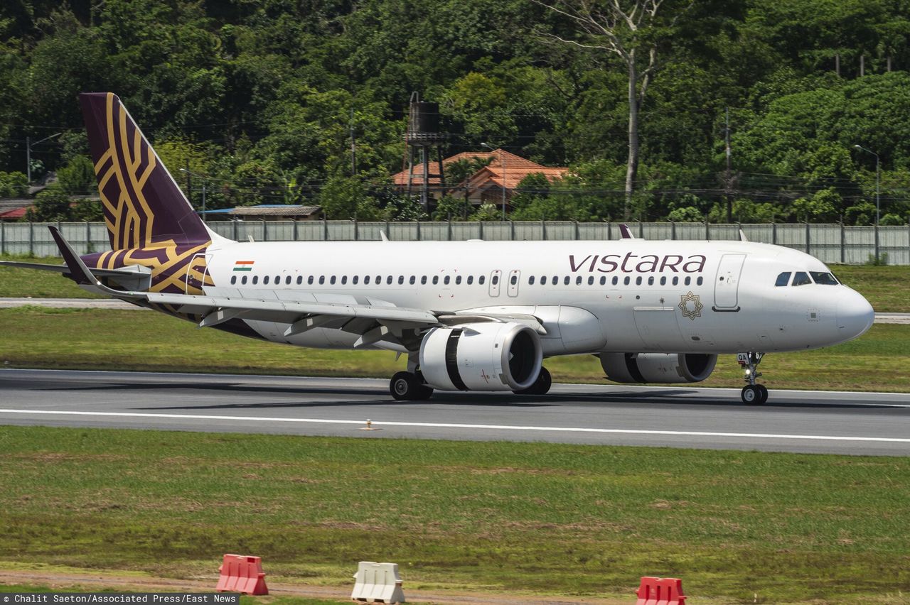 Kolejny incydent z Air India. Załoga dostała sygnał