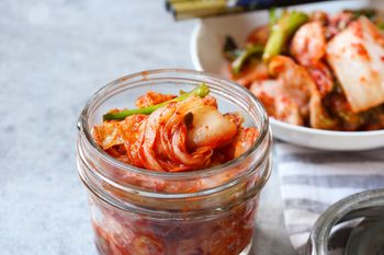 Naukowcy odkryli nową "supermoc" kimchi. Wyniki są zaskakujące