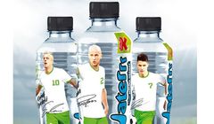 Michał Pazdan, Kamil Grosicki i Bartosz Kapustka na butelkach wody Kubuś Waterrr Sport i w akcji „Rusz się z Kubusiem”