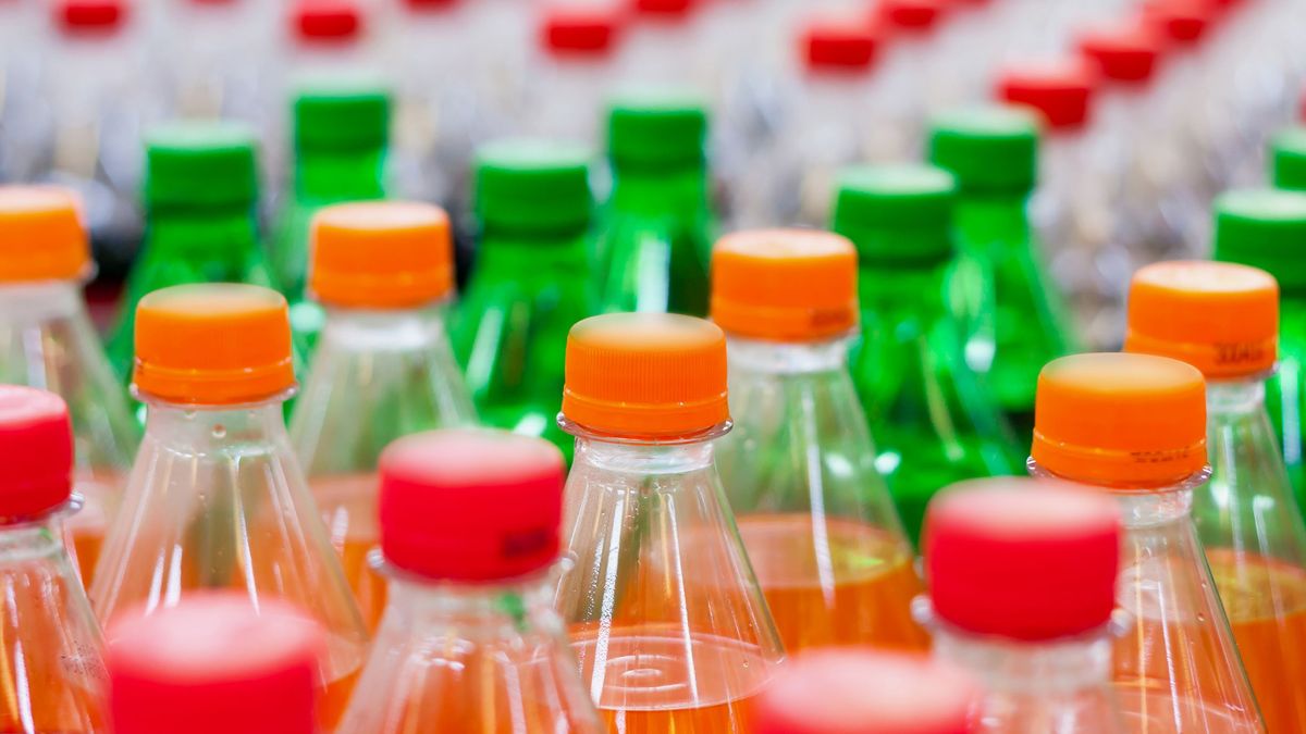 Wpływ alkoholu i słodkich napojów gazowanych na zdrowie.