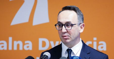 Opłata paliwowa wzrośnie. Minister obwieścił podwyżkę w 2025 r.