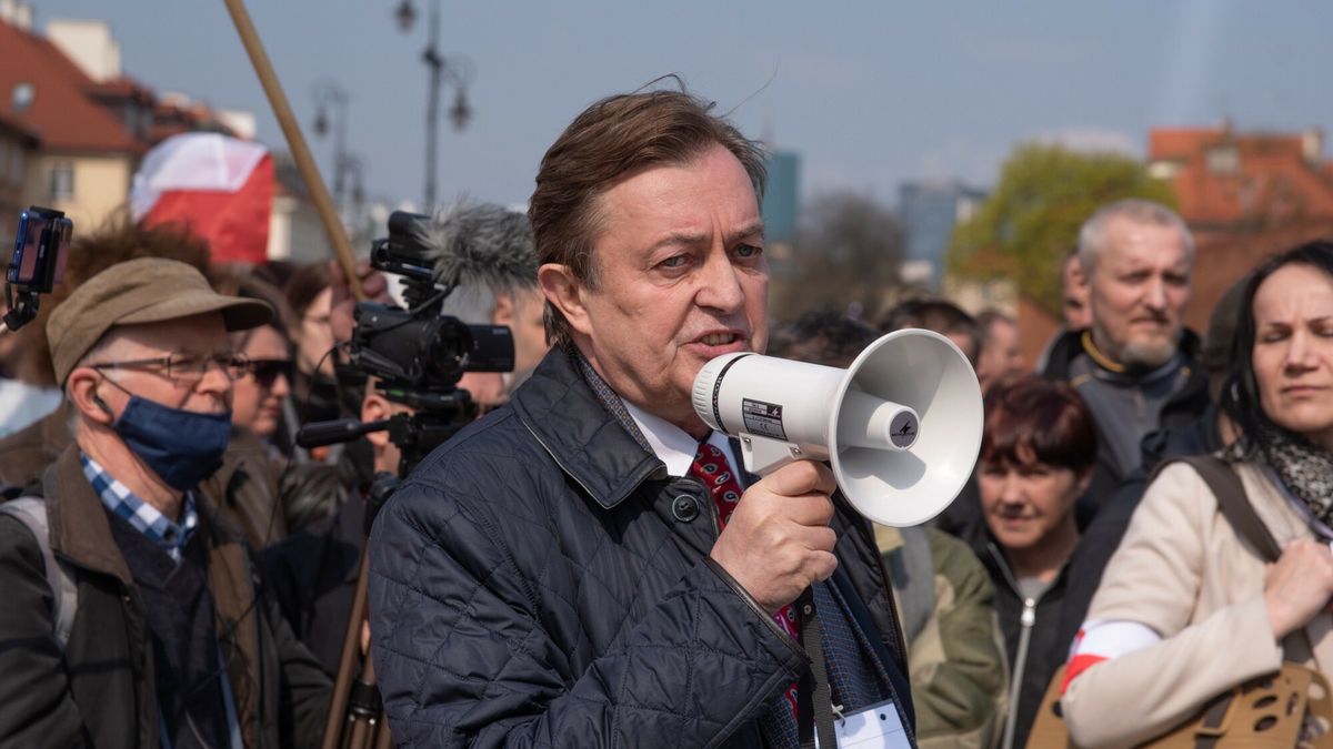 Pikieta samozwa?czego prezydenta Polski
21.04.2021 Warszawa Pikieta samozwanczego prezydenta Polski i nastepcy rzadu Polski na   uchodzstwie fot. Stanislaw Rozycki/REPORTER N/z Jan Zbigniew Potocki
Stanislaw Rozycki/REPORTER