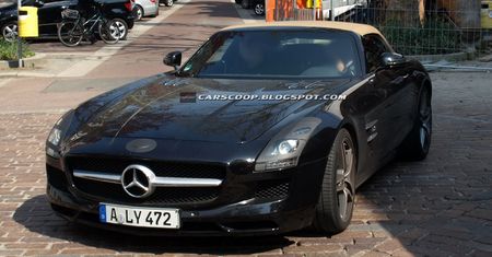 Mercedes SLS AMG Roadster kolejny raz bez kamuflażu