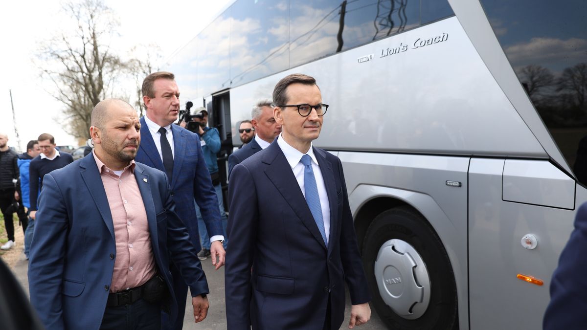 Mateusz Morawiecki, Przemys�aw B�aszczyk
Rafa� Guz
objazd, PiS, polityk, polityka, Polska jest jedna - Inwestycje lokalne, wizyta