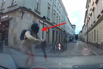 Sceny w Krakowie. Wyjechał przed maskę. Oto finał