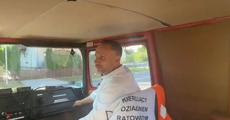 "To się dzieje naprawdę". Kpiny z Janusza Kowalskiego w internecie