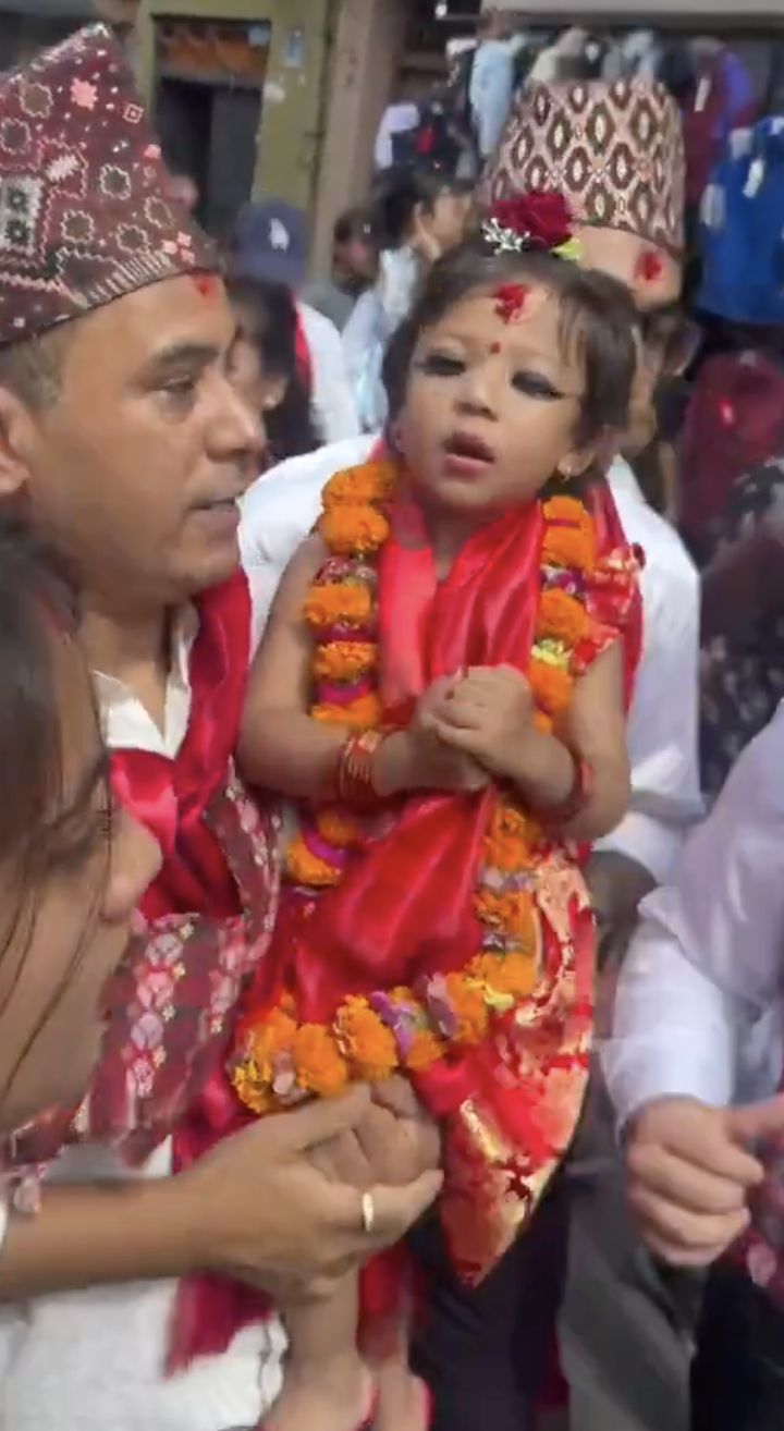 Mała Aryatara Shakya została nową żywą boginią Nepalu