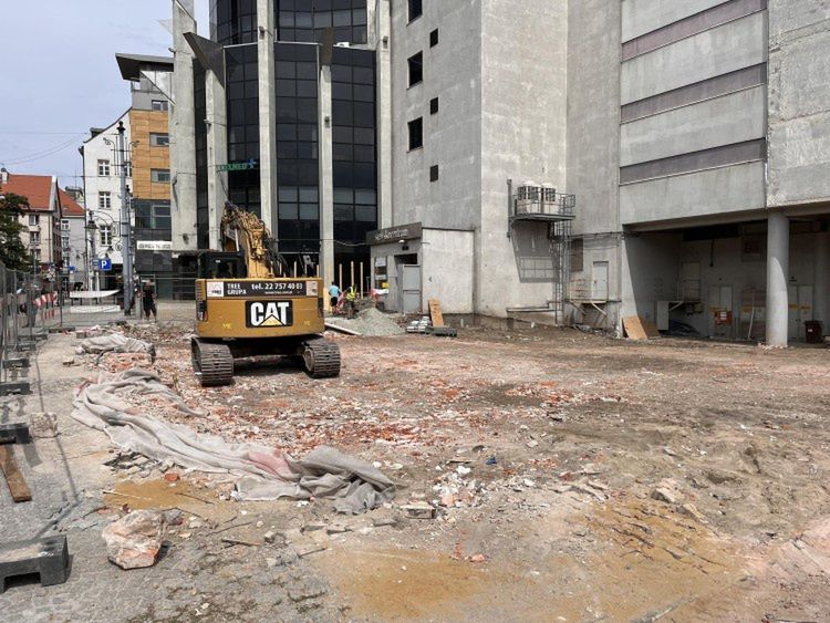 Zabytek w centrum Wrocławia doszczętnie zburzony