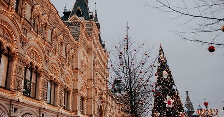 Szokujące zabójstwo generała w Moskwie – zamach z ukrytym ładunkiem wybuchowym.