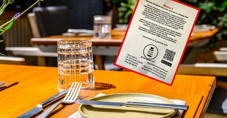 "Restauracja łamie gwarancję cenową". Lokal rozdaje specyficzne ulotki