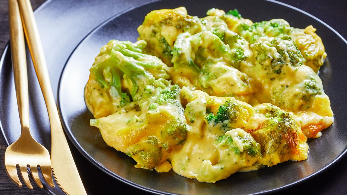 Brokułu zapiekane pod pierzynką
