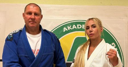 Schreiber robi postępy w MMA. Została wyróżniona