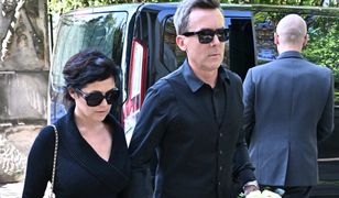 Kasia Cichopek i Maciej Kurzajewski na pogrzebie. Tak pisała o zmarłym koledze