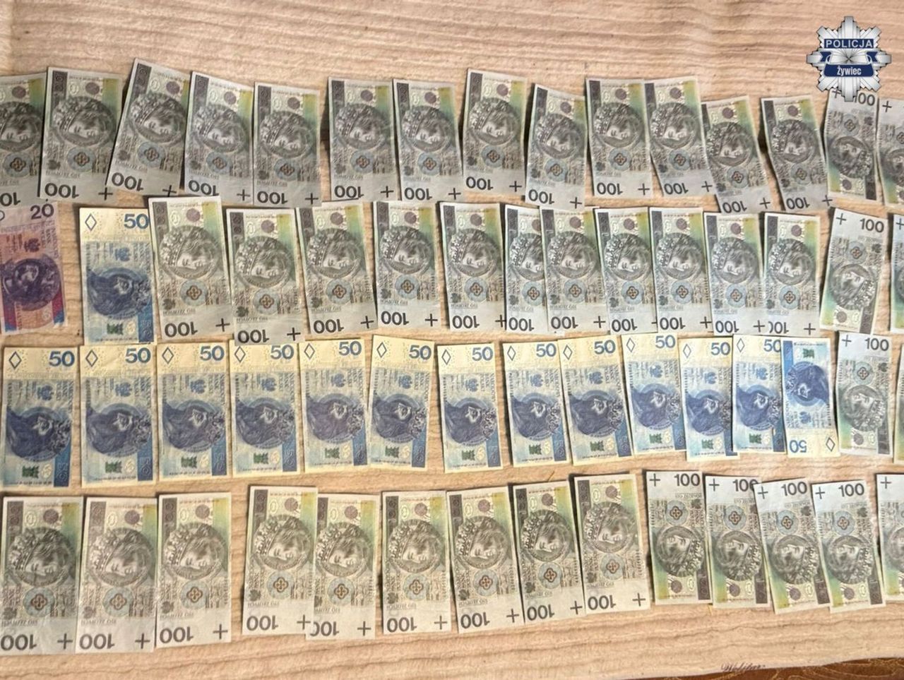 Żywiec: 30-latek drukował w domu banknoty i płacił nimi w sklepie