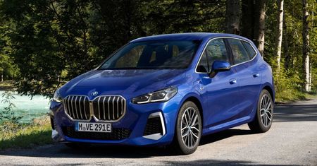 Nowe BMW Serii 2 Active Tourer wycenione. Różnica względem poprzednika jest duża