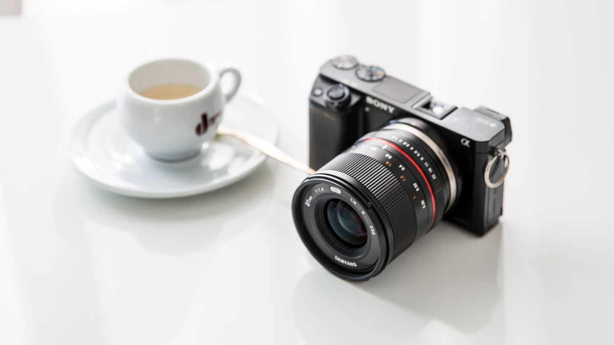 Samyang 21 mm f/1.4 ED AS UMC - manualna, jasna szeroka stałka w dobrej cenie [recenzja] 1