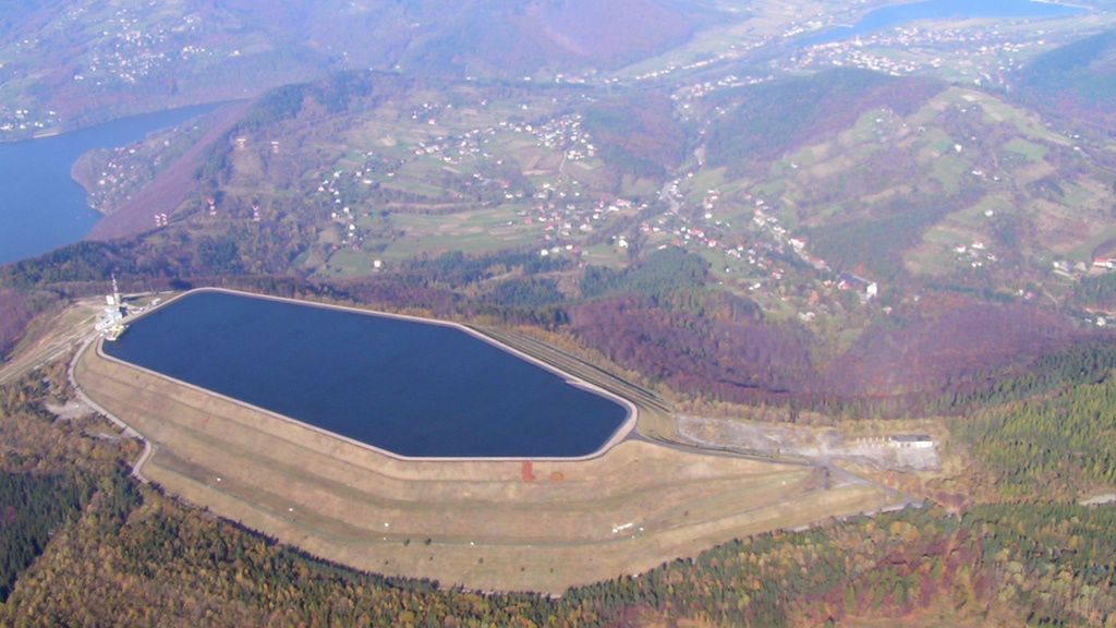 Zbiornik elektrowni szczytowo-pompowej na górze Żar