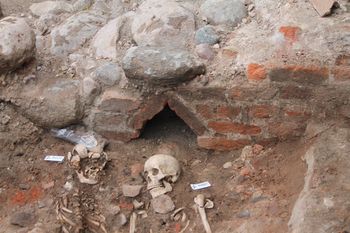 Toruń: Belki cenniejsze niż złoto. Kolejne ciekawe znaleziska na bulwarze