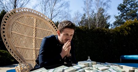 "Pętla". Recenzja filmu Patryka Vegi. O czym tak naprawdę opowiada?