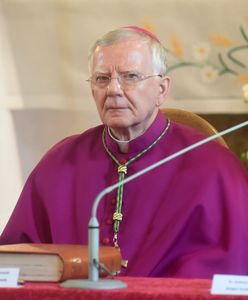 Ksiądz przyłapany na molestowaniu seniorki? Krakowska kuria milczała
