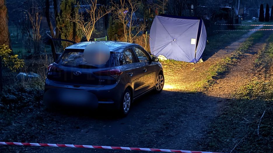 Zwłoki mężczyzny na działkach ROD na Bielanach.