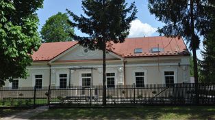 Drugie życie dworku przedwojennego koneckiego przedsiębiorcy. Nowi właściciele stworzyli w nim klimatyczną "Villę Parkową"
