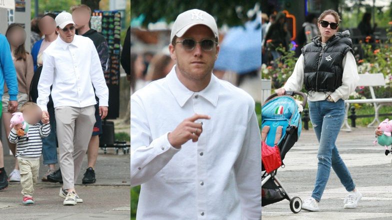 Piotr Zieliński spaceruje po Sopocie z żoną i synkiem